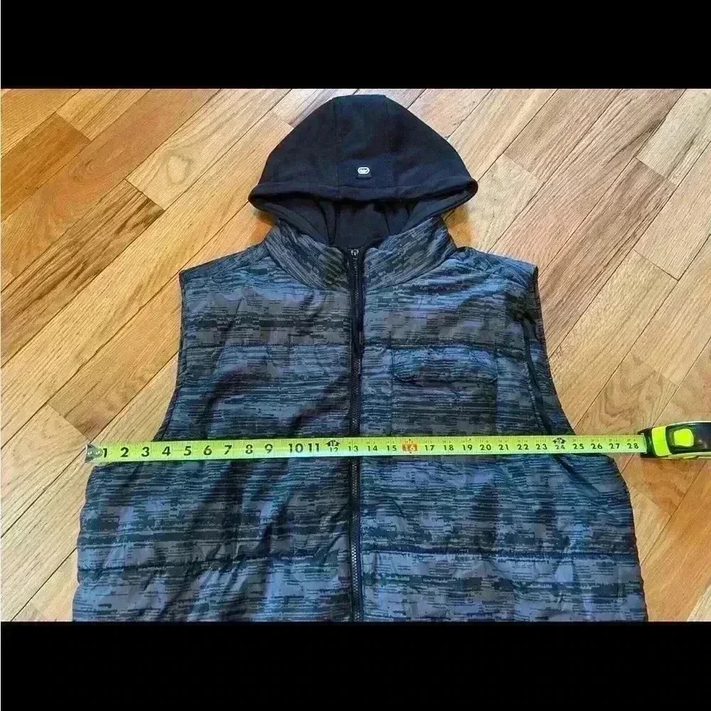 Ecko Unltd Hoodie Puffer Vest Mens Size XXL Zip Closure Pocket Gray Camo Print